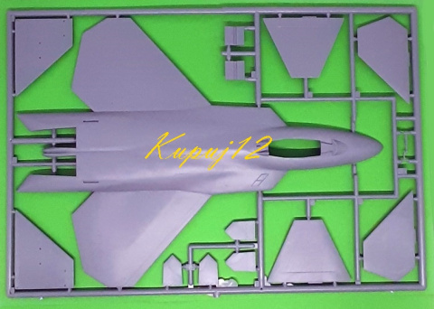 Plastikowy Model Samolotu F-22 RAPTOR + podkład, lakier, farby, wash Plastikowy Model Samolotu F-22 RAPTOR + podkład, lakier, farby, wash