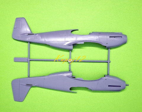 Model do sklejania amerykańskiego samolotu myśliwskiego P-51A Mustang + klej, farby akrylowe modelarskie, podkład, lakier..... Model do sklejania amerykańskiego samolotu myśliwskiego P-51A Mustang + klej, farby akrylowe modelarskie, podkład, lakier.....