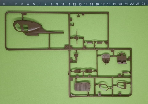 MODEL amerykańskiego śmigłowca AH-6 Night Fox Italeri Skala 1:72 + farby MODEL amerykańskiego śmigłowca AH-6 Night Fox Italeri Skala 1:72 + farby