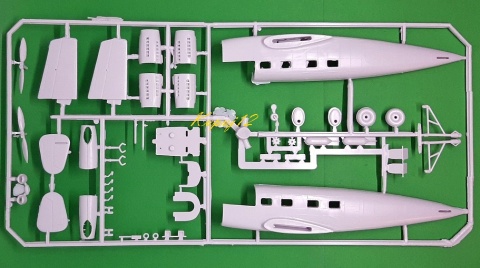 MODEL samolotu do sklejania Siebel Si 204 D/E Smer Skala 1:72 MODEL samolotu do sklejania Siebel Si 204 D/E Smer Skala 1:72