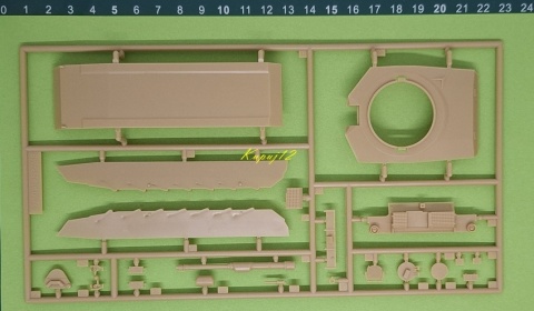 MODEL amerykańskiego czołgu USMC M1A1 Abrams Academy Skala 1:72 MODEL amerykańskiego czołgu USMC M1A1 Abrams Academy Skala 1:72