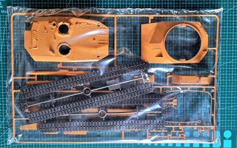MODEL plastikowy czołg do sklejania LEOPARD 2A4 Polskie Siły Zbrojne Skala 1:35 MODEL plastikowy czołg do sklejania LEOPARD 2A4 Polskie Siły Zbrojne Skala 1:35