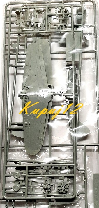 PLASTIKOWY model samolotu Mitsubishi A6M5c ZERO Type 52c Academy Skala 1:72 PLASTIKOWY model samolotu Mitsubishi A6M5c ZERO Type 52c Academy Skala 1:72