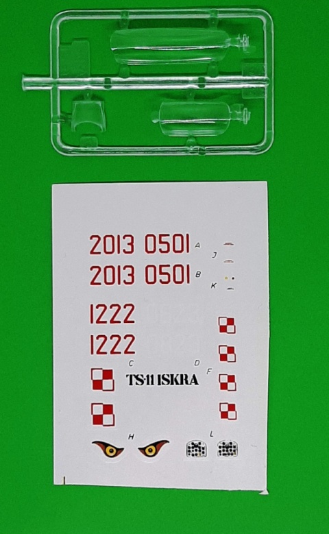 MODEL samolotu TS-11 ISKRA kolor Plastyk Skala 1:72 MODEL samolotu TS-11 ISKRA kolor Plastyk Skala 1:72