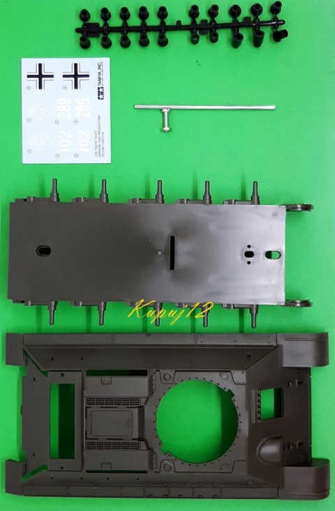 Model radzieckiego czołgu T34/76 rok 1943 Tamiya Skala 1:35_35149