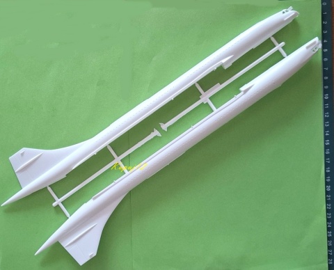 Concorde British Airways duży plastikowy model do sklejania samolotu pasażerskiego Revell Skala 1:144_04257 Concorde British Airways duży plastikowy model do sklejania samolotu pasażerskiego Revell Skala 1:144_04257