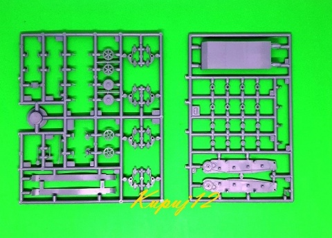 Model plastikowy radziecki lekki czołg T-26C Mirage skala 1:72