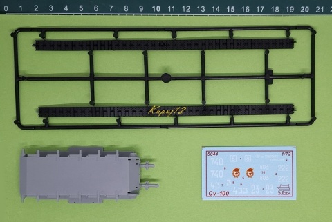 Model radzieckiego niszczyciela czołgów SU-100 Zvezda skala 1:72 5044
