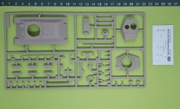 Model śedniego radzieckiego czołgu T-34-85 Academy skala 1:72 13421