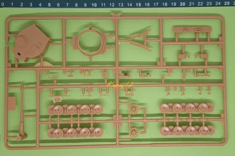 Model niemieckiego czołgu T-VI Tiger I Zvezda skala 1:72 5002