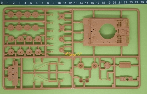 Model niemieckiego czołgu T-VI Tiger I Zvezda skala 1:72 5002