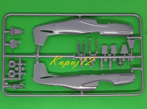 Model samolotu do sklejania P-51D Mustang Revell skala 1:72 04148