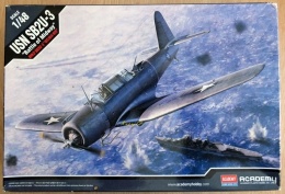Model samolotu do sklejania USN SB2U-3 Bitwa o Midway Academy Skala 1:48 12324