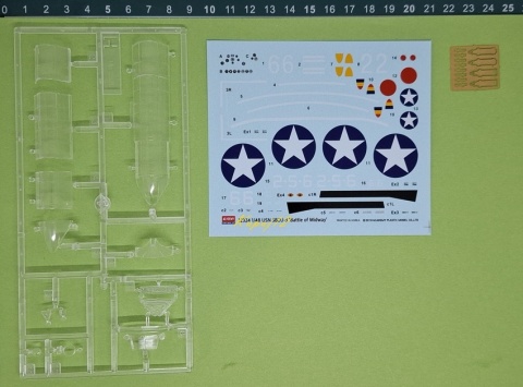 Model samolotu do sklejania USN SB2U-3 Bitwa o Midway Academy Skala 1:48 12324