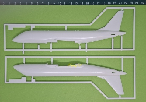 Embraer 170 PLL Lot Pasażerski samolot plastikowy model do sklejania samolotu Karaya skala 1:144 144-51