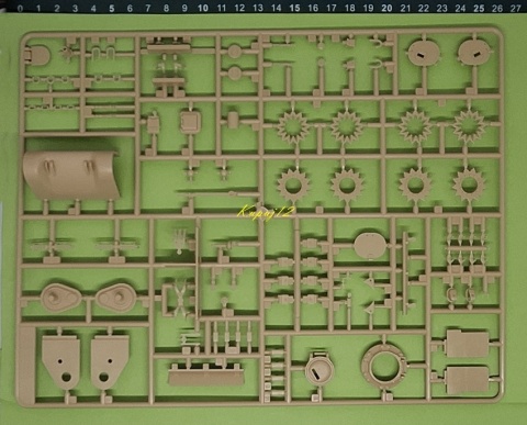 Plastikowy model czołgu M-51 Super Sherman Academy Skala 1:35 13254