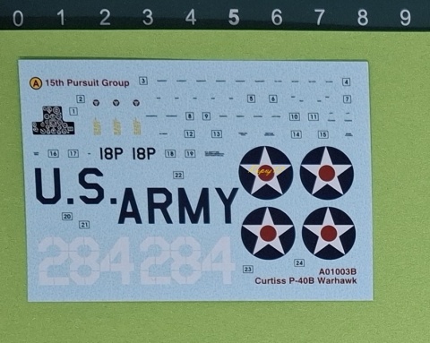 Plastikowy model samolotu Curtiss P-40B Warhawk Airfix Skala 1:72