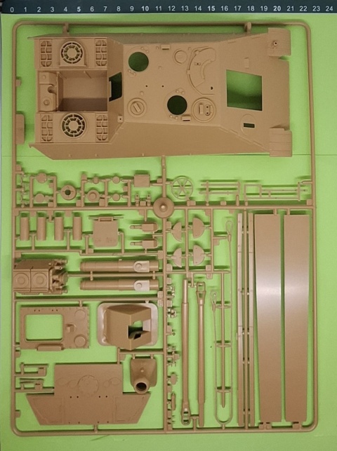 CZOŁG, niemieckie działo Jagdpanther z załogą Italeri skala 1:35 6564