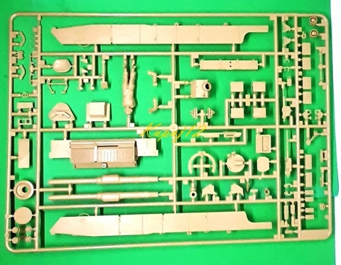 MODEL plastikowy czołg do sklejania M1A1 Abrams Tank Ukraine Tamiya Skala 1:35 25216