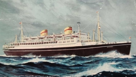 Polski statek pasażerski m/s Batory skala 1:500 Mirage 500602