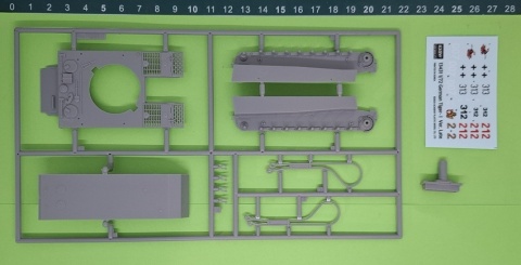 Plastikowy model czołgu Tygrys Tiger-I Ver. Late Academy Skala 1:72 13431