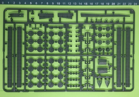 Plastikowy model czołgu Niemiecka Armia Leopard 2A46/A6M Revell Skala 1:72 03180